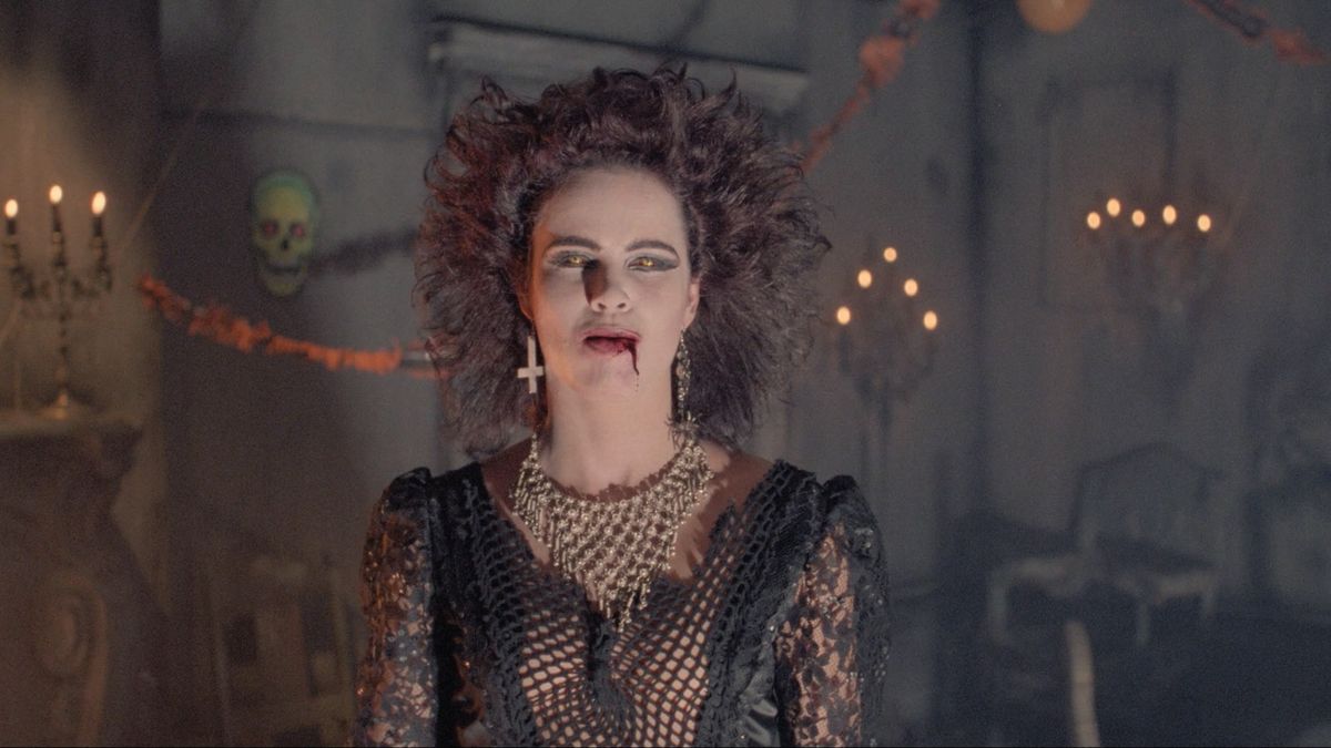 Night of the Demons movie review (1988) - Frank's Movie Log, image size:1200x675