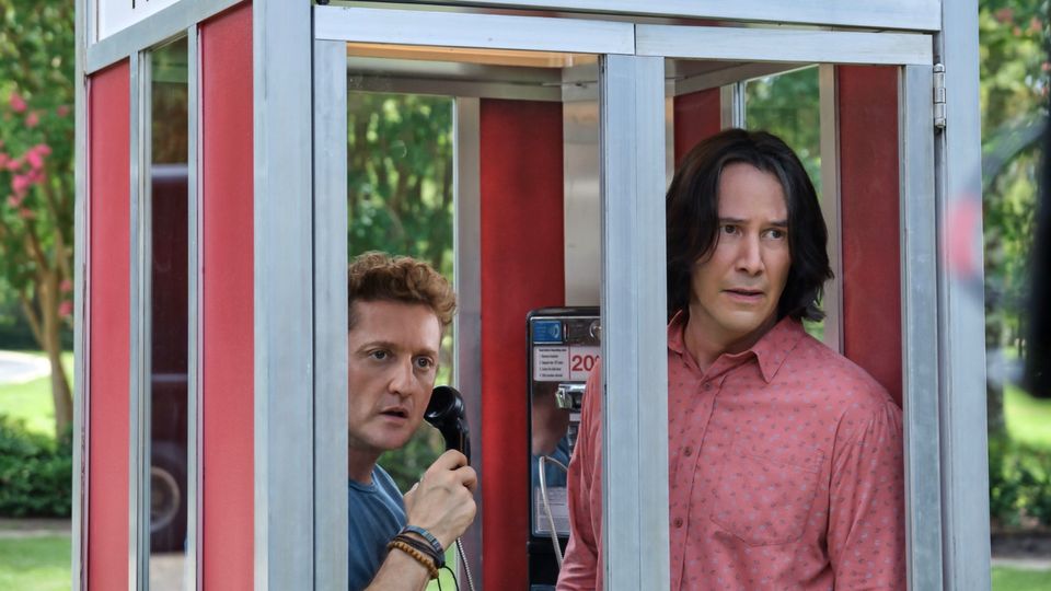 A still from Bill & Ted Face the Music (2020)